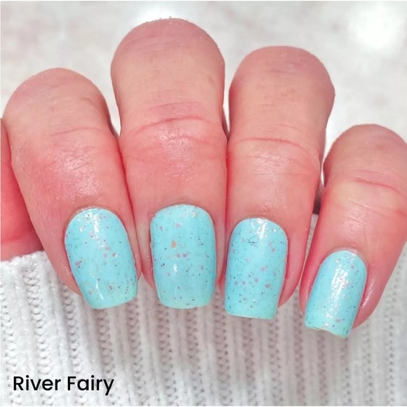 *Exclusive* Color Street: River Fairy | Turquoise Glitter Pastel Spring Summer - Picture 6 of 11